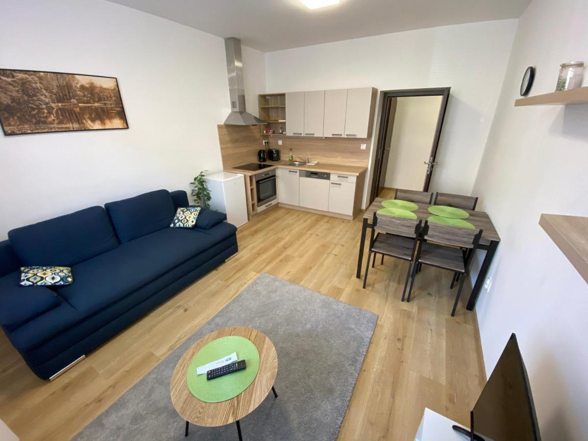 No. 34 Apartment Hradec Kralove Exterior photo